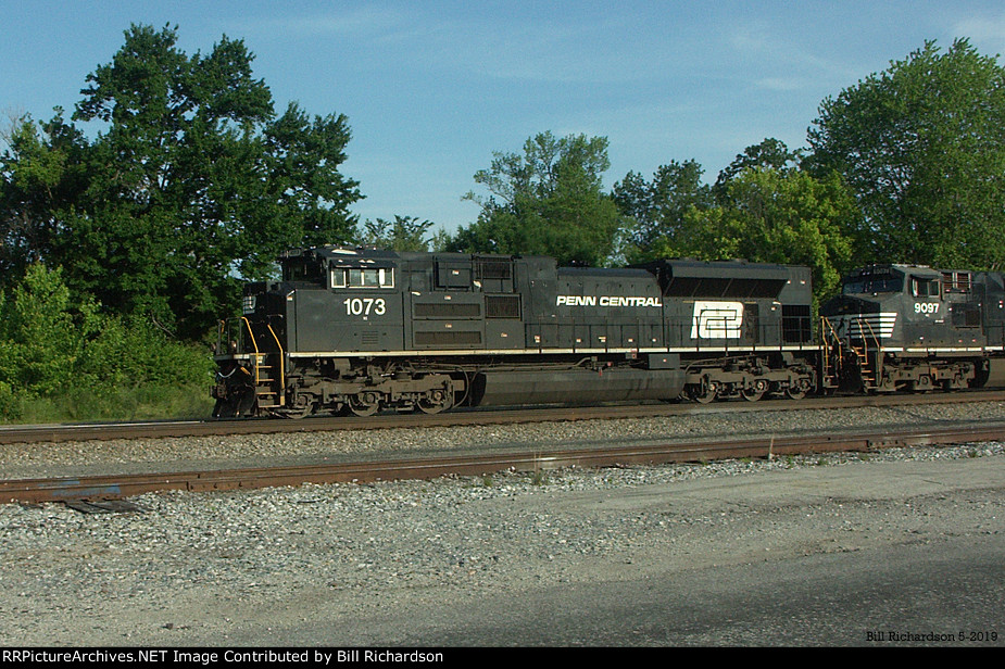 NS 1073 Penn Central heritage unit